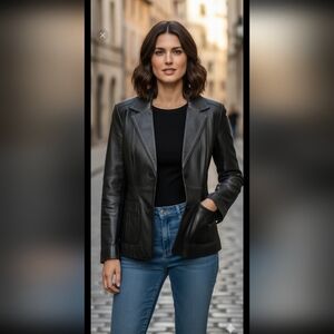 NWOT 100% LEATHER NEWPORT NEWS  Women's Black Leather Coat,  Size 6